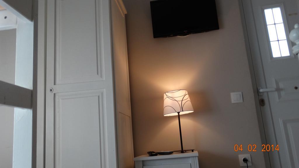 Smaragdi Studios Pefkari Esterno foto